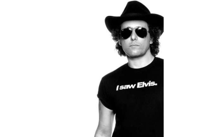 El músico Andrés Calamaro, que hoy actúa en León.