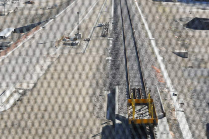 Plataforma de alta velocidad en la Variante de Pajares, junto al emboquille del túnel de La Pola de Gordón. MARCIANO PÉREZ