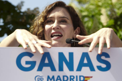 Isabel Díaz Ayuso ayer, en un acto del PP de Madrid en Majadahonda. LUCA PIERGIOVANNI