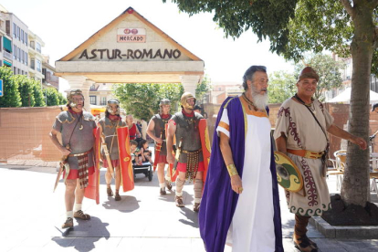Astures y romanos en Astorga. J. NOTARIO
