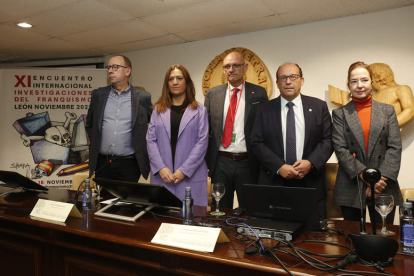 Ignacio Fernández, Virginia Barcones, Javier Rodríguez, Carlos
Polanco y Paz Benito del Pozo. FERNANDO OTERO