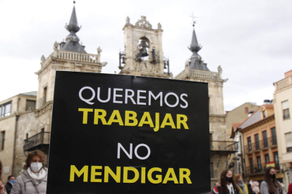 Protesta de los autónomos en Astorga por las medidas adoptadas por la pandemia. DL