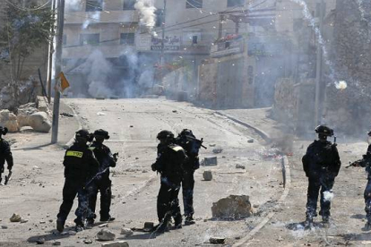 Soldados israelís en los enfrentamientos en Jeruselén Este contra palestinos