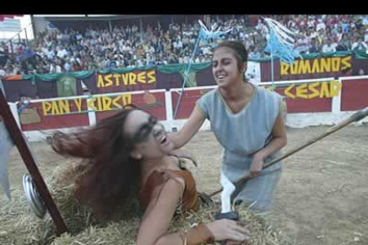 Las mujeres demostraron ser grandes luchadoras en la arena del circo romano.