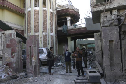 La embajada española en Kabul después de la explosión.