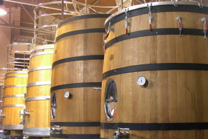 Margon fermenta todos sus vinos en tinas de madera.