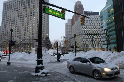 Las calles del centro de Detroit cubiertas de nieve.