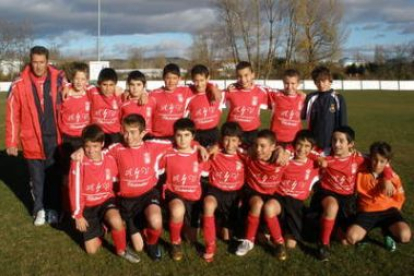 Formación del equipo del Cerecedo que milita en la 2.ª División Provincial Infantil