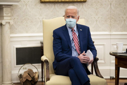 El presidente de Estados Unidos, Joe Biden, en el despacho oval. DOUG MILLS