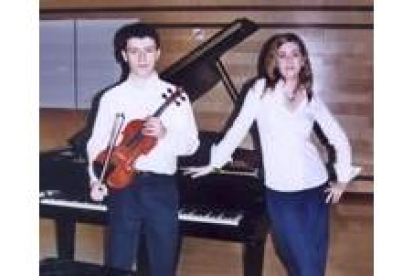 Javier Aranda, violín, e Ingrid Henmark, piano.