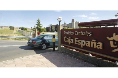 Los Servicios Centrales de Caja España en el Portillo