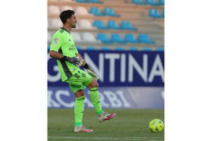 Gazzaniga jugó el domingo su primer partido de la temporada y el último como portero de la SDP. LDLM