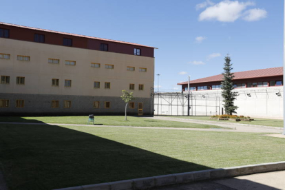 Instalaciones de la prisión de Villahierro. MARCIANO PÉREZ