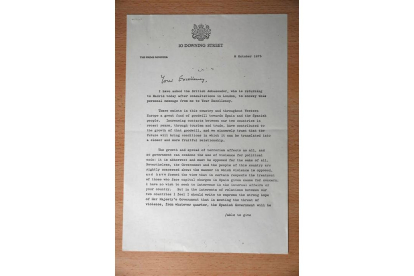 Carta de Harold Wilson, primer ministro británico, tras las ejecuciones de miembros de ETA y del FRAP. FERNANDO OTERO PERANDONES