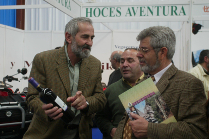 Inauguración de la I Feria de Turismo Rural y Ecológico en Vegacervera, en 2002. JESUS F. SALVADORES