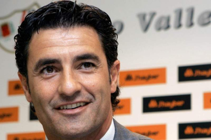 Míchel se perfila como nuevo técnico del Zaragoza.