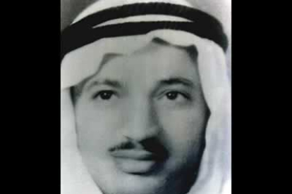 En 1959 y tras haber contra las tropas israelíes e inglesas se marcha a Kuwait donde estableció las bases del futuro Movimiento de Liberación Al Fatah.