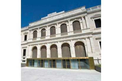 Imagen de archivo de la sede del Tribunal Superior de Justicia de Castilla y León. DL