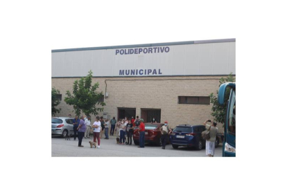 Ponferrada ha puesto a disposición de la Junta de Castilla y León dos de sus pabellones de deportes, para trasladar a todas las personas evacuadas de estos pueblos. ANA. F. BARREDO