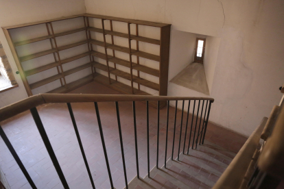 Interior de uno de los últimos pisos de esta construcción de la muralla. FERNANDO OTERO