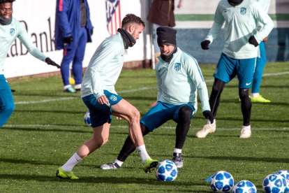 Griezmann y Saúl, en un entrenamiento del Atlético