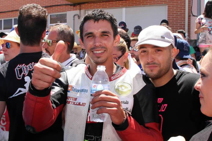 Antonio Jesús Castillejo, vencedor del Gran Premio de Velocidad de La Bañeza en la categoría de 125 c.c. y Moto 3