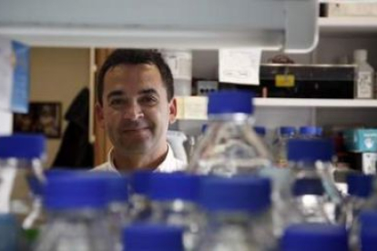 Isidro Sánchez, investigador del centro del cáncer en Salamanca