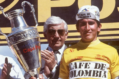 Lucho Herrera, en Madrid, cuando se proclamó campeón de la Vuelta a España, en 1987