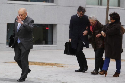 Jordi Pujol y su esposa, a su llegada a la Audiencia Nacional para declarar, en febrero de este año.