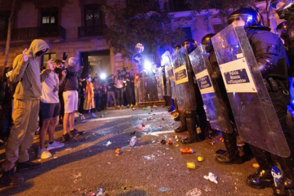 Imagen de una manifestación violenta en Barcelona. ENRIC FONTECUBERTA