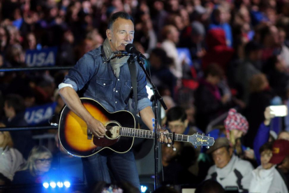 Bruce Springsteen, el pasado 7 de noviembre, durante un concierto en apoyo a Hillary Clinton en Filadelfia, Pennsylvania, EEUU.