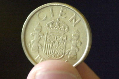 En España hay unos 1.607 millones en pesetas sin canjear cuando este es el último año para hacerlo. ÁNGEL DÍAZ