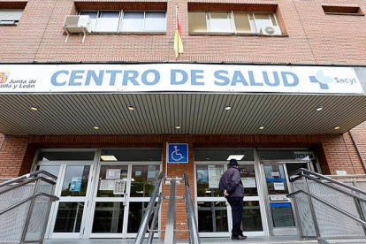 Centro de salud de José Aguado, en León capital. MARCIANO PÉREZ