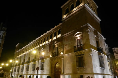 Palacio de los Guzmanes | Rogelio Álvarez Pérez