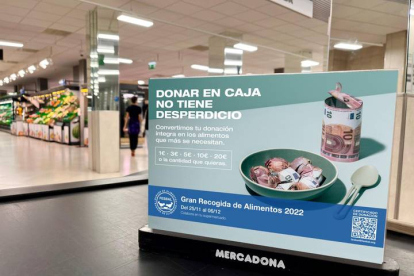 Campaña de donación en caja en Mercadona. DL