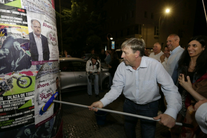 Los leonesistas se citaron en la zona del jardín de San Francisco. FERNANDO OTERO