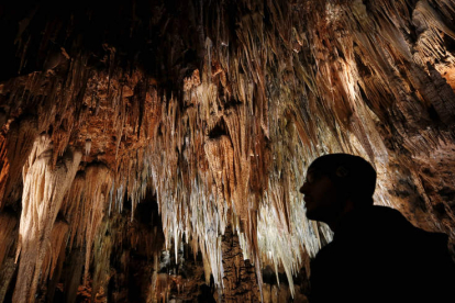 La Cueva del Valporquero es el lugar de Interés Geológico más conocido de la provincia. JESÚS F. SALVADORES