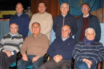 Miembros de la junta directiva de la asociación La Obrera. M. MACÍAS