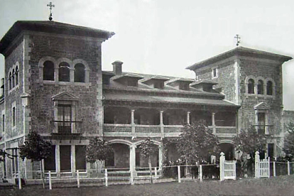 Palacio de los Allende, en Burón. ARCHIVO