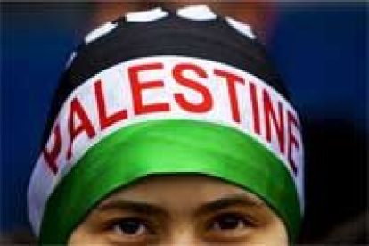 La bandera palestina ondea alrededor de todo el mundo