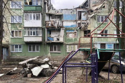 Imagen de una escuela destruida por un misil. GERVASIO SÁNCHEZ