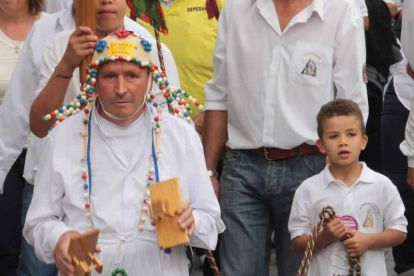 Acompañamiento de un pendón. Ramiro.