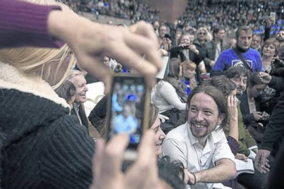 El secretario general de Podemos, Pablo Iglesias, durante el mitin que ofreció en el Pavelló de la Vall d'Hebron (Barcelona), el pasado 21 de diciembre.