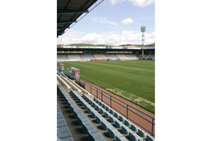 El viernes se concretará el uso privativo de El Toralín por parte de la Deportiva. L. DE LA MATA
