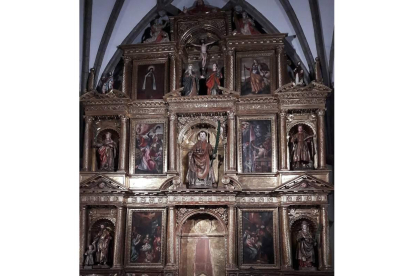Imagen del retablo central de la iglesia parroquial de Vecilla de la Vega. DL