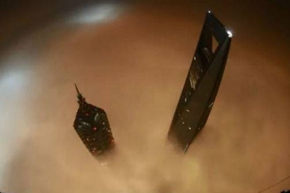 Vadim Makhorov y Vitaly Raskolov escalan el segundo rascacielos más alto del mundo, la Torre de Shanghái.