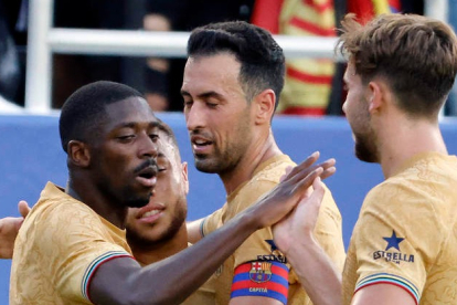 Los jugadores de Barça celebran un gol de Dembelé. DAVIS