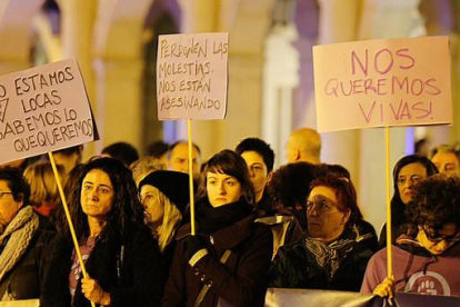 Manifestación contra la violencia contra las mujeres celebrada esta tarde en León