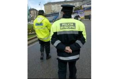 Agentes de la Policía Local de Ponferrada, en una imagen de archivo