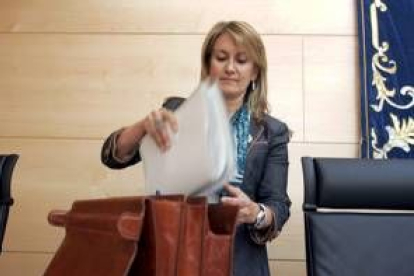 Isabel Alonso presentó en las Cortes los compromisos de legislatura de su departamento